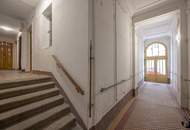 ++NEU++ 2-Zimmer Altbau-Wohnung (renovierungsbedürftig), viel Potenzial!