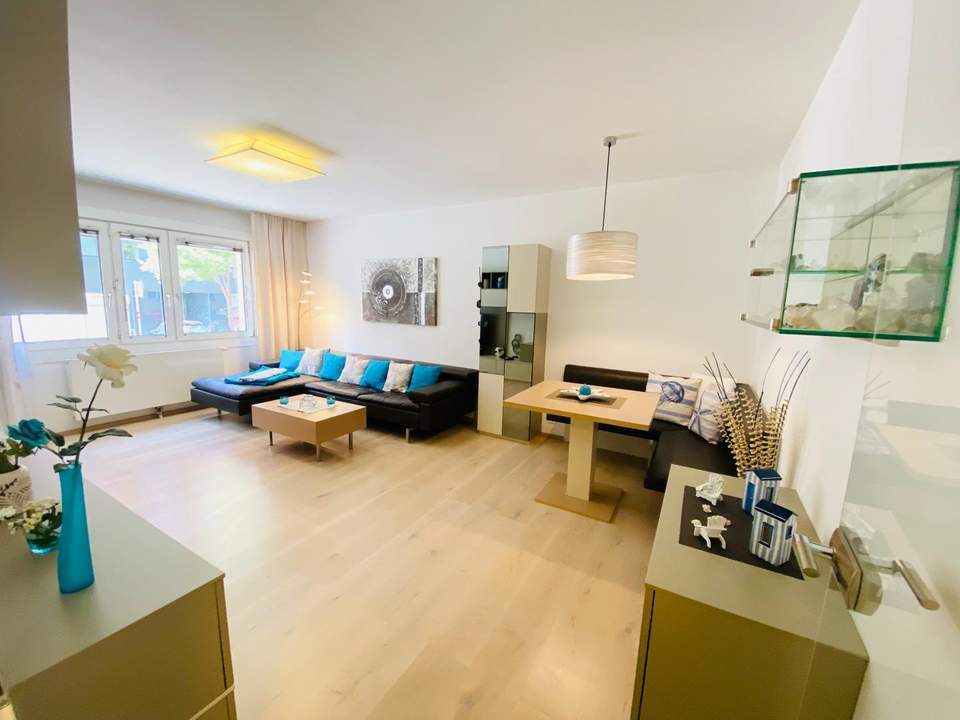 Zeitlos möblierte 3-Zimmer-Wohnung / U6 Dresdner Straße