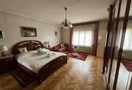Wohnhaus mit viel Platz und großem Grundstück in schöner, ruhigen Umgebung