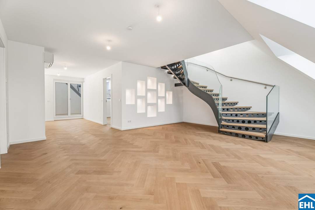 Eleganter Altbau mit modernem Penthouse-Dachausbau