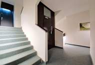 Exklusiv sanierte 4-Zimmer-Wohnung in begehrter Grünruhelage