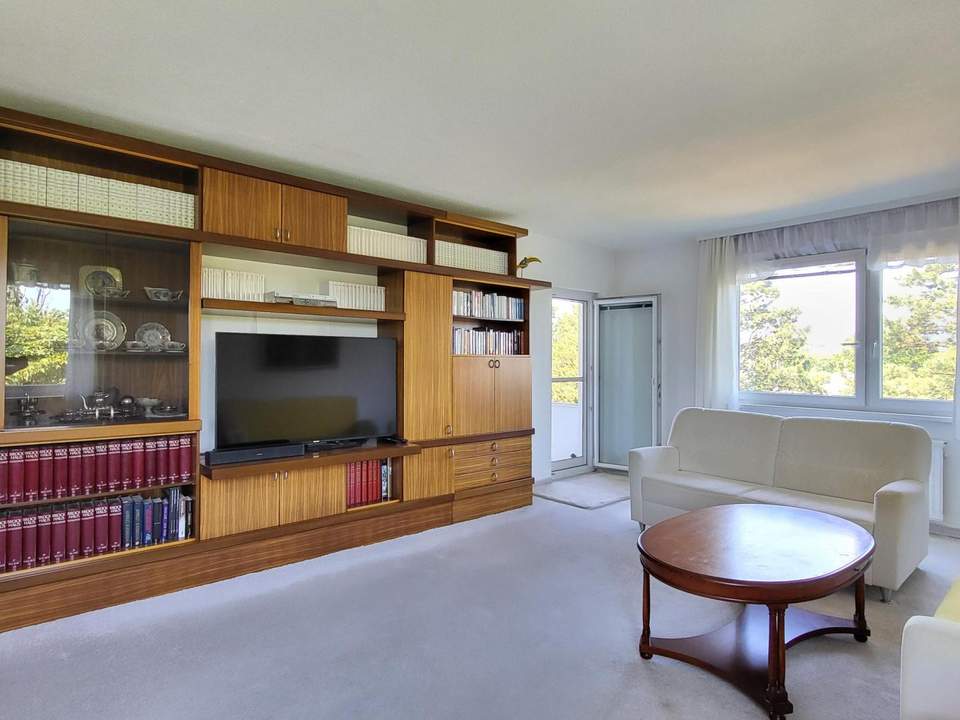 124m² WOHNUNG MIT 5 ZIMMERN IN SCHÖNER FREIZEITREGION MIT IDEALER ANBINDUNG