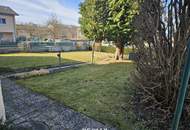 Geräumiges Haus mit großer Wohnung und Gastlokal