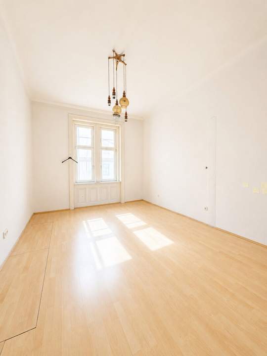 Charmante Altbauwohnung mit Entwicklungspotenzial in gefragter Lage des 20. Bezirks