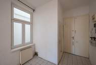 ++NEU++ renovierungsbedürftige 2-Zimmer ALTBAU-WOHNUNG in sehr guter Lage!