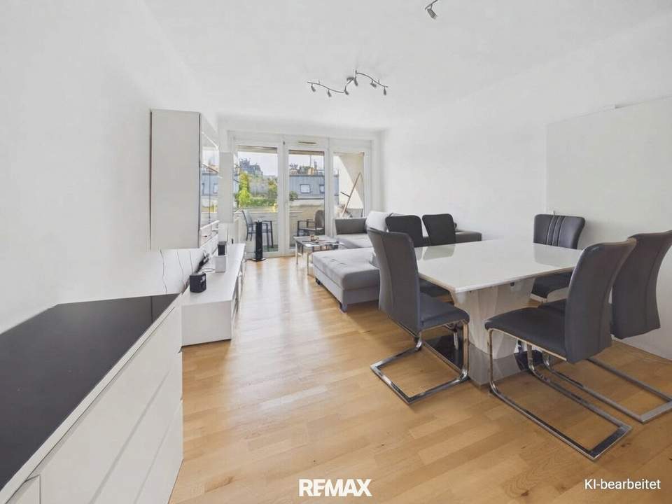 Helle 2-Zimmer Eigentumswohnung mit Loggia