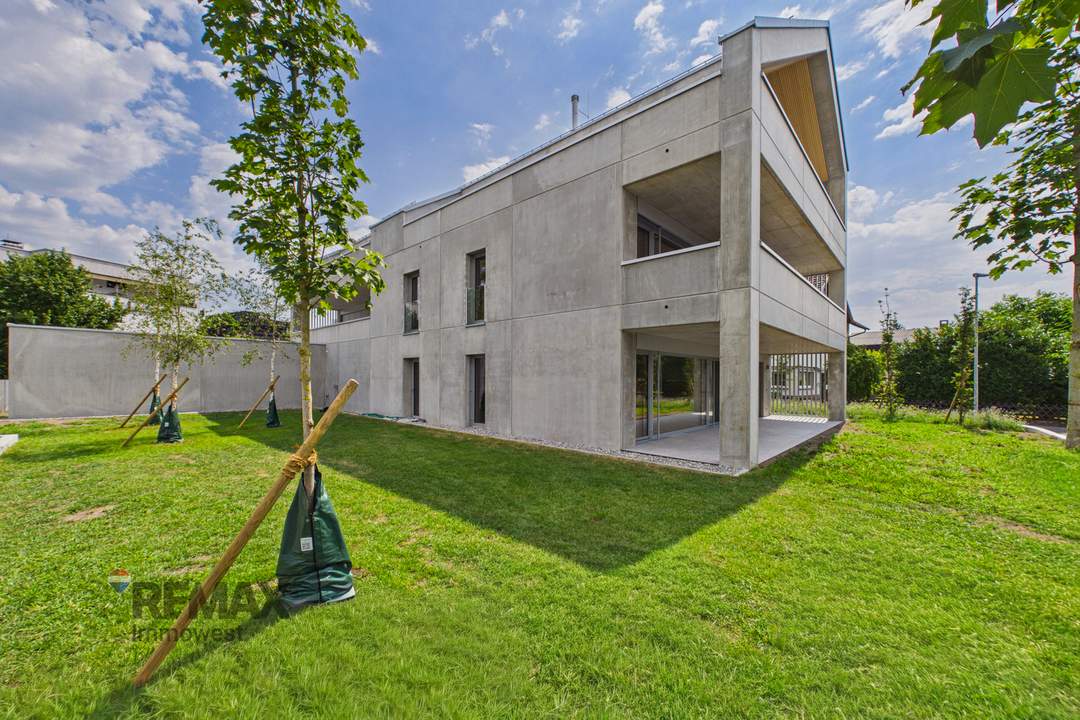 Moderne 3-Zimmer-Erstbezugswohnung mit privatem Garten, großen Fensterfronten und viel Tageslicht