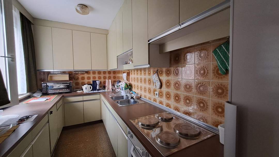 Zentrale Eigentumswohnung mit eigener Garage in Bad Schallerbach