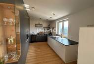 Neuwertiges Traumhaus mit Fernblick