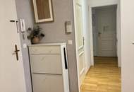 Großer Eigengarten: 4-Zimmer-Wohnung mit Saunahäuschen