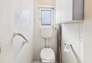 Charmantes Einfamilienhaus mit großzügigem Garten, 2 Garagen und viel Potenzial