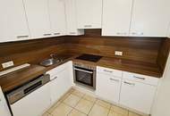 UNBEFRISTET, INNSTRASSE, sonnige 69 m2 Altbau, 2 Zimmer, Komplettküche, Wannenbad, Parketten, 2. Liftstock