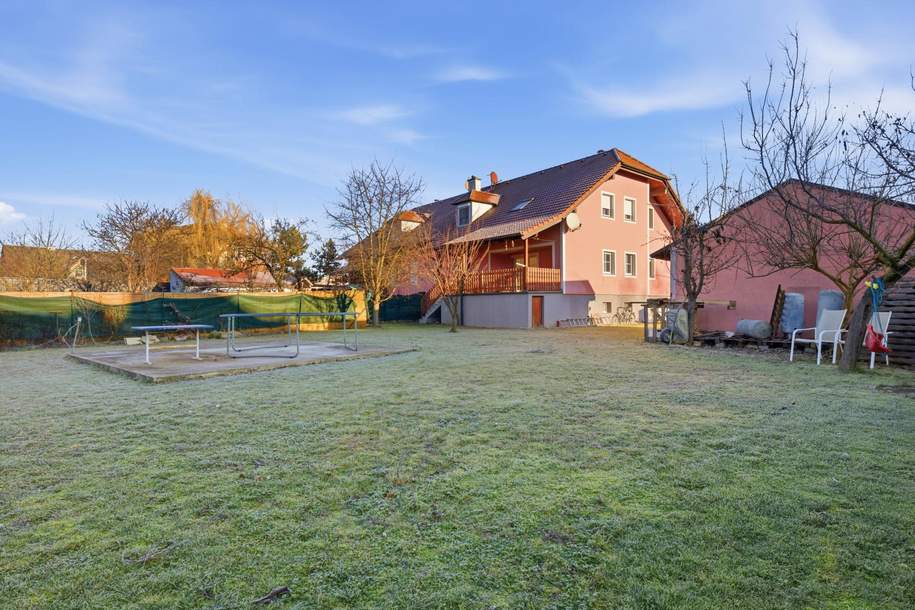 Großzügige Liegenschaft mit Garten, Garage &amp; Terrasse!, Haus-kauf, 465.000,€, 3710 Hollabrunn