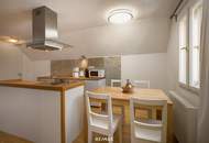 Anlegerchance: Zweigeschossige Wohnung mit gutem Mietertrag