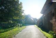 AUSSERGEWÖHNLICHES JUWEL! Exklusiver Vierkanthof im Thermenland Steiermark – Wohnen, Reiten &amp; Leben mit Pool und Natur!