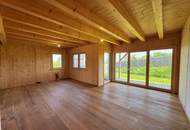 "Ökologisches Holzhaus im Chalet-Stil – Luxus trifft Nachhaltigkeit!"