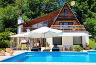 "ZuHAUSE im Urlaub – mit Pool &amp; traumhaftem Ausblick!"