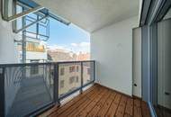 Helle Wohlfühloase mit Balkon