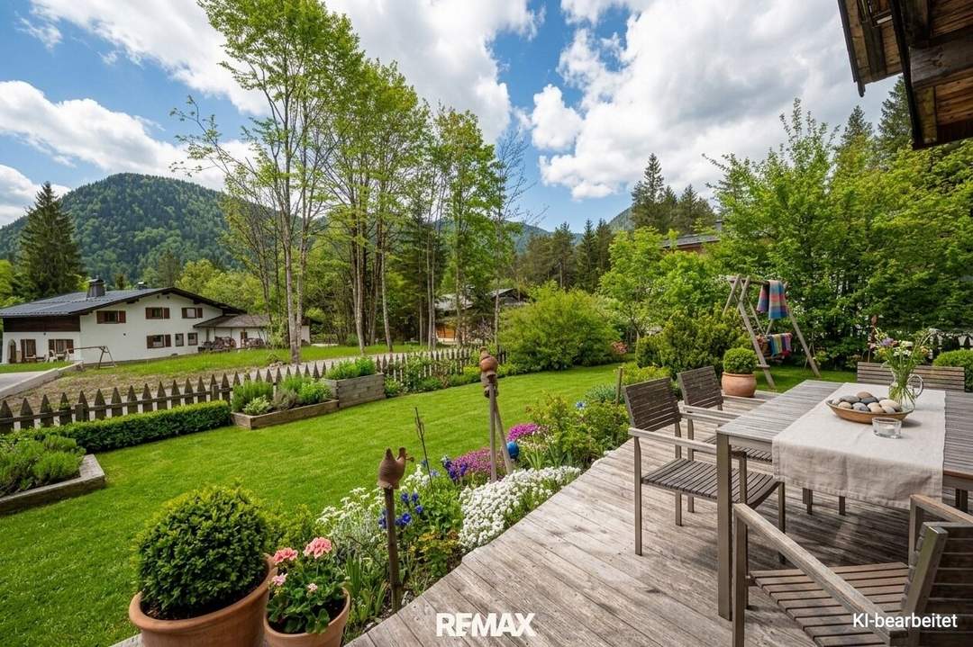 Charmantes Holz-Landhaus in sonniger Traumlage mit herrlichem Bergblick in St. Ulrich am Pillersee
