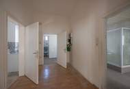 +++NEU+++ 3-Zimmer Altbau-Wohnung (sanierungsbedürftig), großes Umbaupotenzial