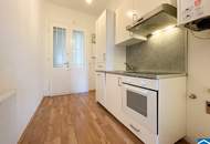 In U-Bahn-Nähe: Singlewohnung in wunderschönem Altbau
