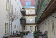 1060! Naschmarktnähe! Tolle Dachgeschoss-Maisonettewohnung mit Terrasse