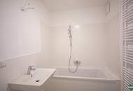 UMS ECK 51 – Große 3-Zimmer-Wohnung mit Balkon