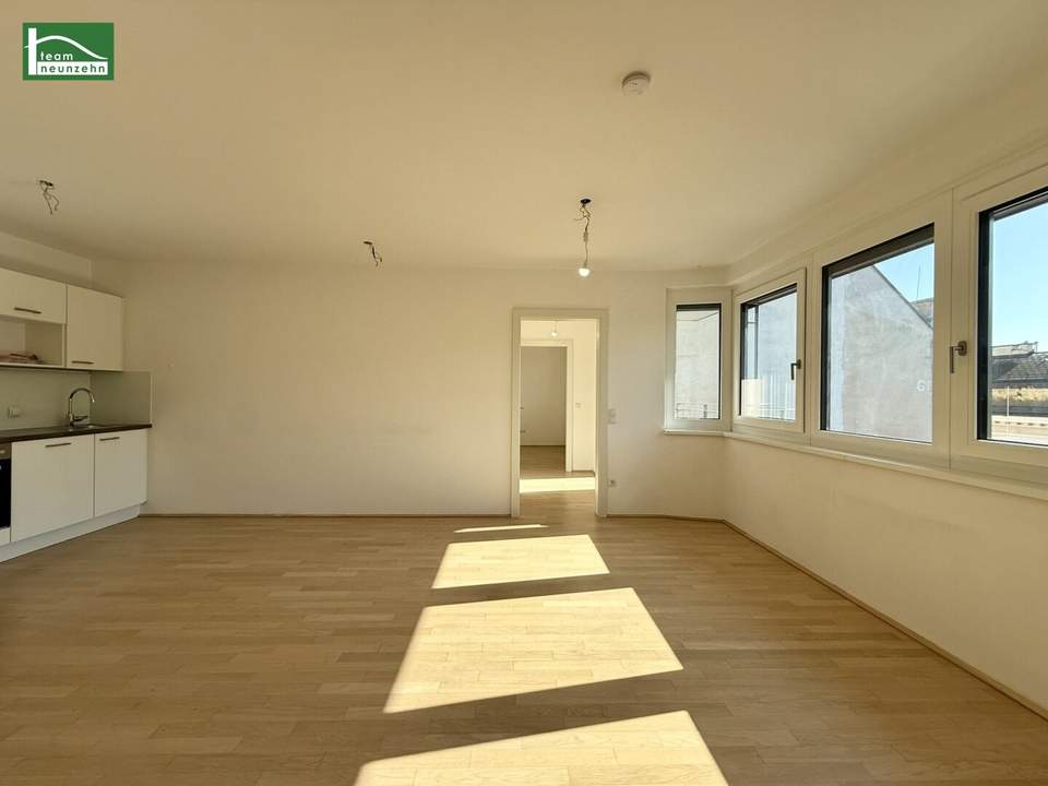 Helle 2-Zimmer-Wohnung mit Südbalkon in ruhiger Innenhoflage nahe der Mariahilfer Straße!