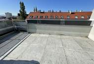 PROVISIONSFREI!!! Wunderschöne geräumige Dachterrassenwohnung mit super Ausblick auf Wiener Neustadt