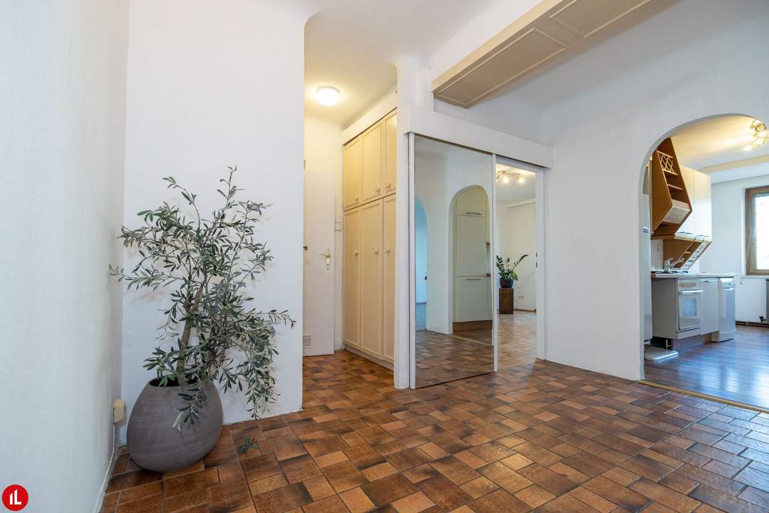 Anlegerhit | ruhige 2 Zimmer | 57m² Eigentumswohnung | 2 Loggien | mitten in Schwechat!
