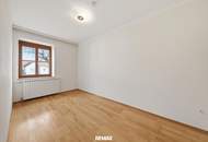 Landhaus mit ca. 5408 m² Grund im Weinviertel - Wohnkomfort &amp; Landwirtschaft vereint