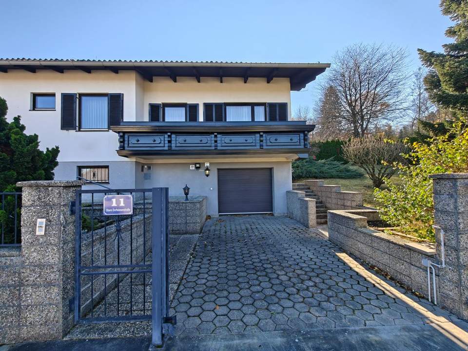 ca. 160m² NFL | Einfamilienhaus im Grünen | große Garage & Keller | Renovierungsbedarf