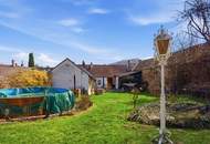 Traditionelles Bauernhaus mit großem Grundstück, Weinpresshaus, Keller und Nebengebäuden!