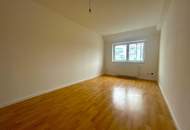 Balkonwohnung im Dachgeschoss - 3 Zimmer mit Wohnküche - Nähe Quellenstraße und Matzleinsdorfer Platz