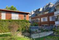 3 Zimmer-Penthouse-Wohnung mit Balkon in den grünen Innenhof gerichtet