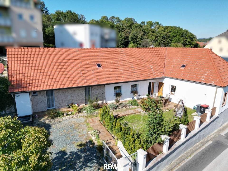 *Perfektes Investment* in Stadtschlaining saniertes Altbau-Juwel mit Burgblick