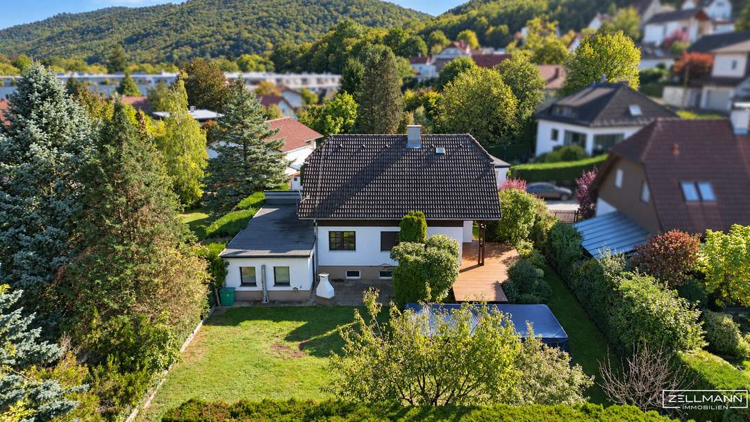 PURKERSDORF | Platz für Familie und Hobbys – gepflegtes Einfamilienhaus mit privatem Garten | ZELLMANN IMMOBILIEN