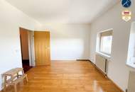 Großzügige DG-Wohnung in TOP-LAGE