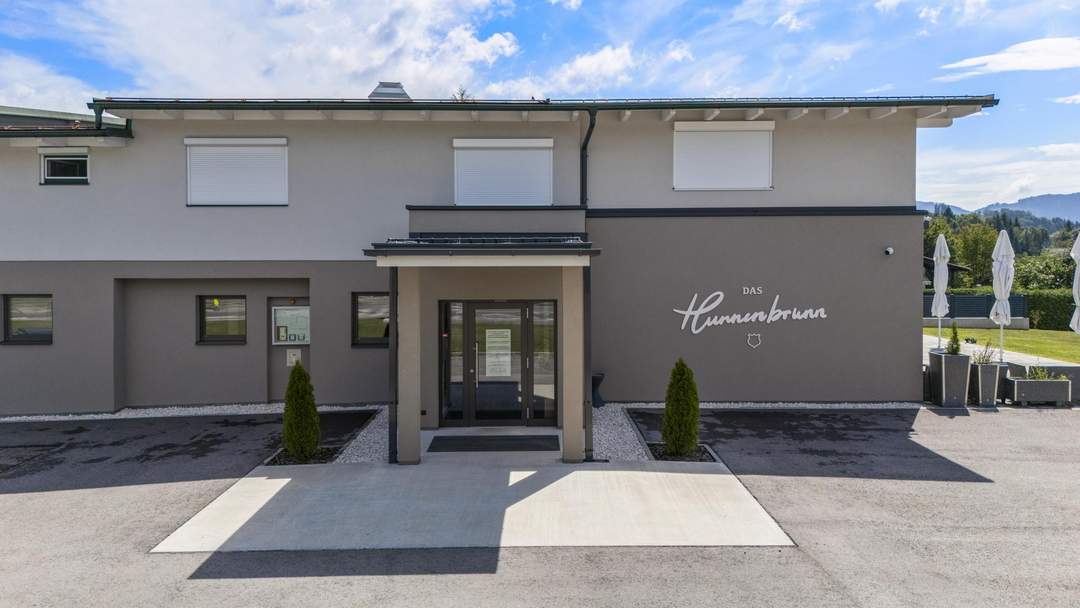 DAS HUNNENBRUNN - hochinteressantes Restaurant und 2 großzügige Wohnungen
