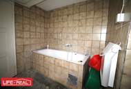 Charmantes Bauernsacherl mit Nebengebäuden - Dorfgebietwidmung, großzügigem Baugrundstück und Grünland