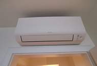 Moderne 4-Zimmer-DG-Wohnung mit hofseitigem Balkon