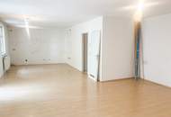 Dornbach: Einzigartige, entzückende Singlewohnung mit Haus-Charakter