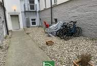 SANIERTE & MÖBLIERTE DACHGESCHOSSWOHNUNG INKL. KÜCHE! SOFORT BEZIEH- ODER VERMIETBAR! FÜR ANLEGER UND EIGENNUTZER!