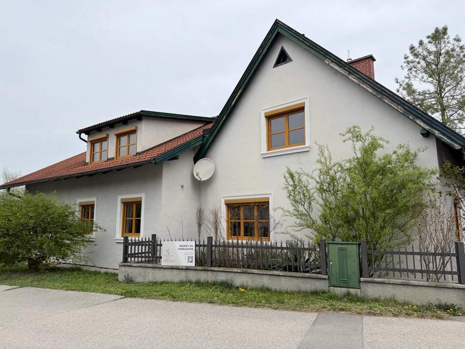 Seltene Chance: Liegenschaft mit zwei Grundstücken und zwei Häusern!