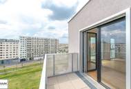 Großzügige Neubau-Dachgeschosswohnung mit Grünblick und Balkon/Terrasse - ab 1.7.26!