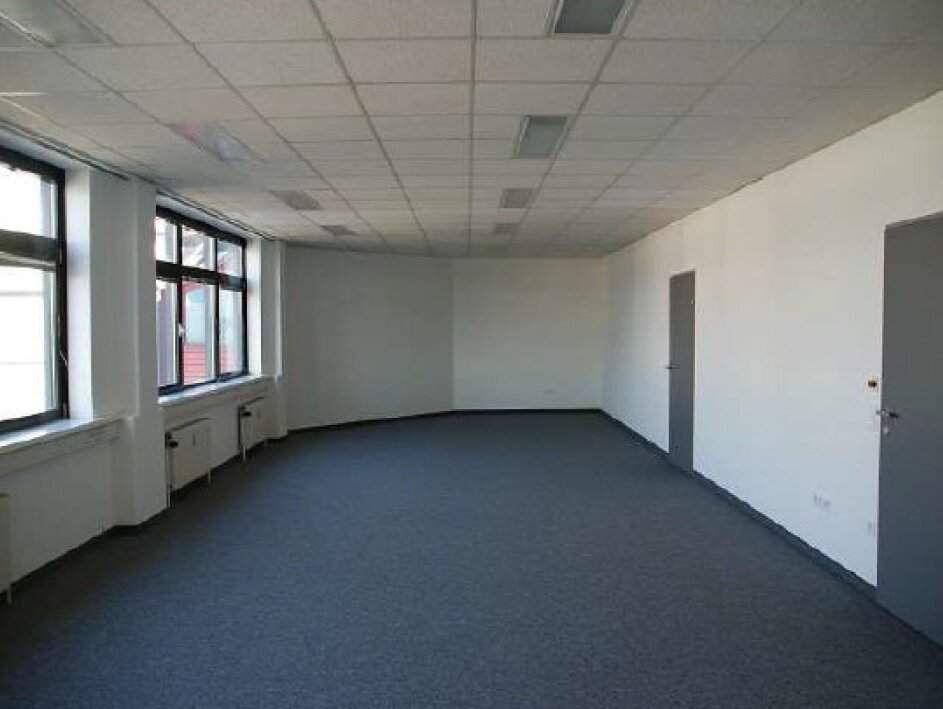 1230! Großzügige Bürofläche mitten im Industriegebiet Inzersdorf!