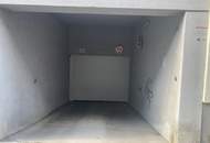 Motorrad Tiefgaragen Platz - Nähe Krottenbachstraße 35A S45 - Toröffner beim Parkplatz -