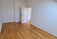 Ganz oben wohnen, ganz groß fühlen - Traumhafte 2-Zimmer-Dachgeschosswohnung Befristet vermietet!