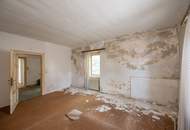 ++NEU++ Tolle Zinsvilla mit uneinsehbarem Grund in Bad Vöslau, großes Ausbaupotenzial!