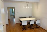 Exquisit voll möbliertes Apartment mit Balkon in zentraler Lage!